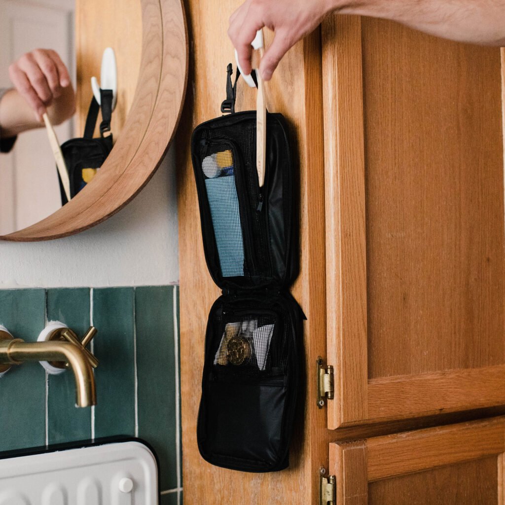 hanging travel toiletry bag